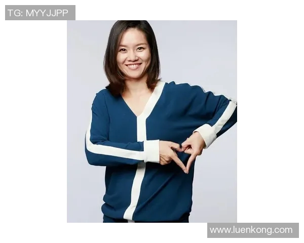 李娜专访：从绿茵场到人生舞台的足球旅程回顾与感悟