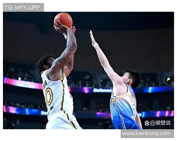 西安篮球队灵活性变革引发热议助力球队新发展与战术创新