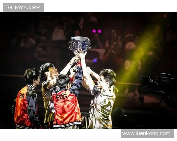 EDG战队的荣耀之路：从挑战者到冠军杯的辉煌历程