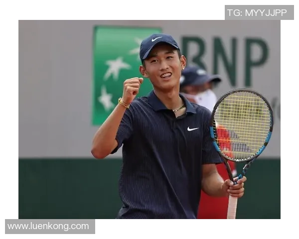 陈芳专访:从青涩球场到职业巅峰的网球人生回顾 陈芳专访:从青涩球场到职业巅峰的网球人生回顾