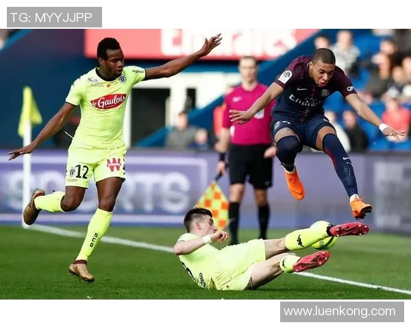 兰斯对布雷斯特精彩直播全程回顾与赛后分析 兰斯对布雷斯特精彩直播全程回顾与赛后分析