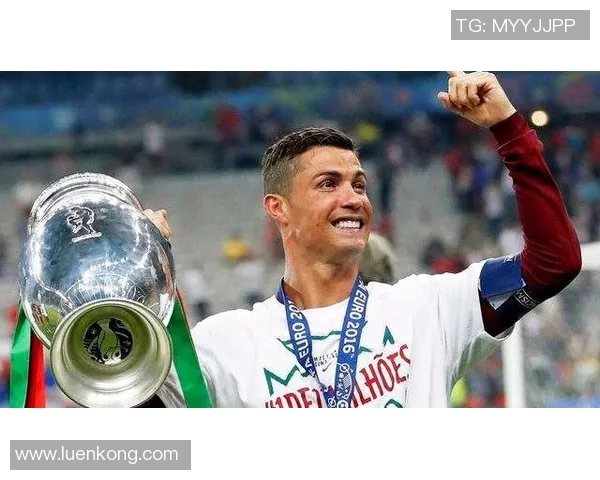 尤文图斯迎战史帕尔直播盛况回顾与精彩瞬间分析 尤文图斯迎战史帕尔直播盛况回顾与精彩瞬间分析