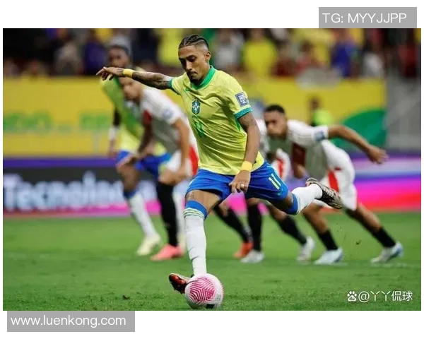 巴西与巴拉圭足球比赛最新比分及精彩瞬间回顾 巴西与巴拉圭足球比赛最新比分及精彩瞬间回顾