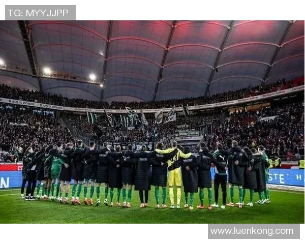 德甲激战汉诺威迎战门兴双方争夺关键积分之战