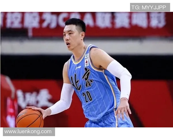 翟晓川：从篮球场上的拼搏者到生活中的多面手之路探索