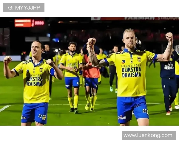 多德勒支与奥斯的精彩对决揭示了足球战术的博弈与激情碰撞 多德勒支与奥斯的精彩对决揭示了足球战术的博弈与激情碰撞