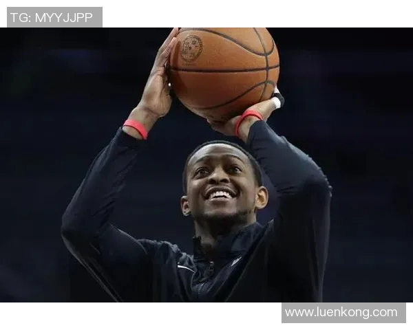 德阿隆福克斯:年轻控卫的崛起与未来发展潜力分析 德阿隆福克斯:年轻控卫的崛起与未来发展潜力分析