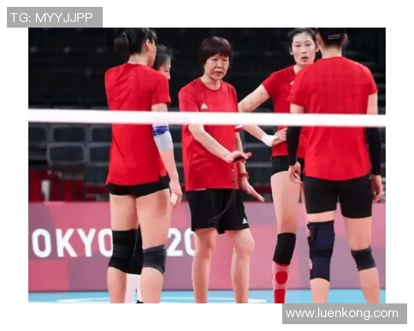 日本队迎战突尼斯力争小组出线全力以赴展现实力与团队精神 日本队迎战突尼斯力争小组出线全力以赴展现实力与团队精神