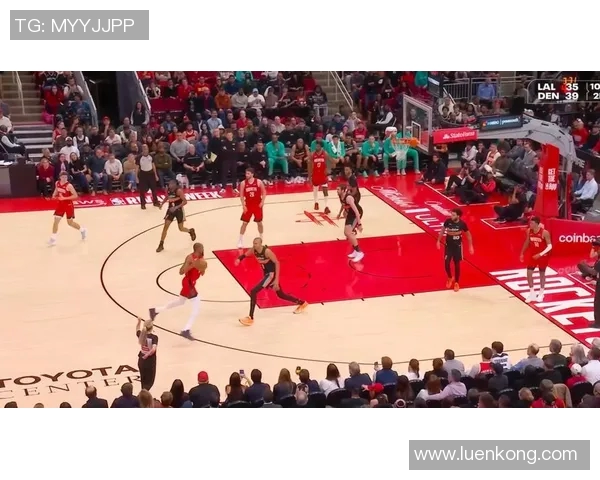 火箭与马刺季后赛激战正酣精彩直播全程回顾与分析