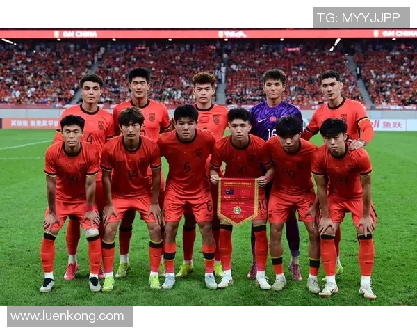 直播吧精彩对决中国队迎战乌兹别克斯坦队全力以赴争取胜利