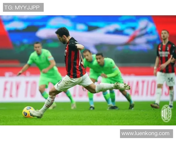米兰对阵里奥阿维的精彩较量即将上演，谁能笑到最后