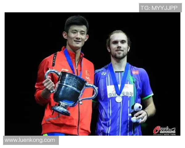 谌龙与约根森激战正酣羽毛球赛场上谁将问鼎冠军荣耀 谌龙与约根森激战正酣羽毛球赛场上谁将问鼎冠军荣耀