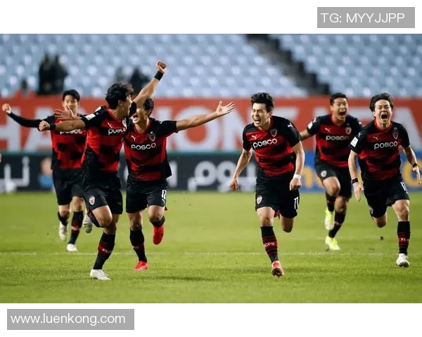 蔚山现代与江原FC激战正酣谁能在这场对决中笑到最后