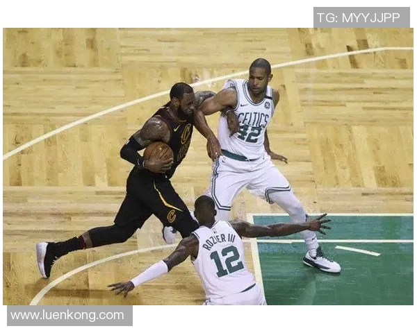 骑士与勇士精彩对决直播录像回放全程回顾与精彩瞬间分析 骑士与勇士精彩对决直播录像回放全程回顾与精彩瞬间分析