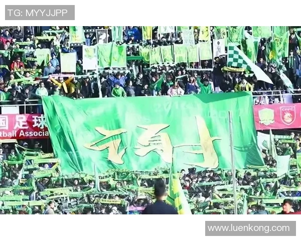 浦和红砖与北京国安激战正酣谁能在亚冠赛场笑到最后